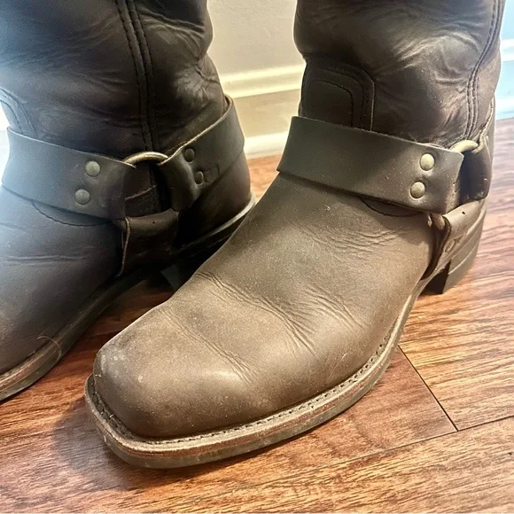 Frye Harness 12r Moto boots in brown - Picture 7 of 13